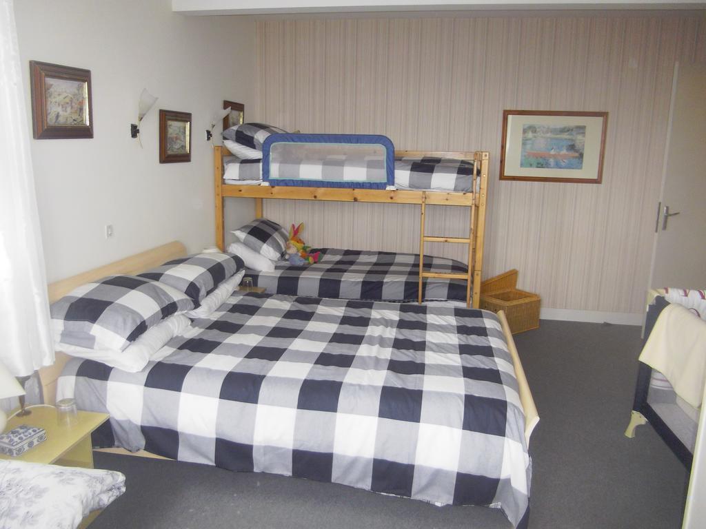 Lenard Charles Bed & Breakfast Juvigny-Val-d'Andaine Rom bilde